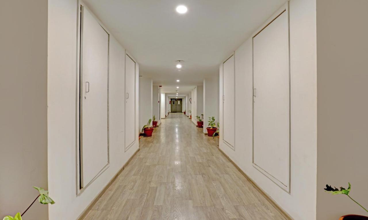Itsy By Treebo - Vashistha Hotel Haidarábád Kültér fotó