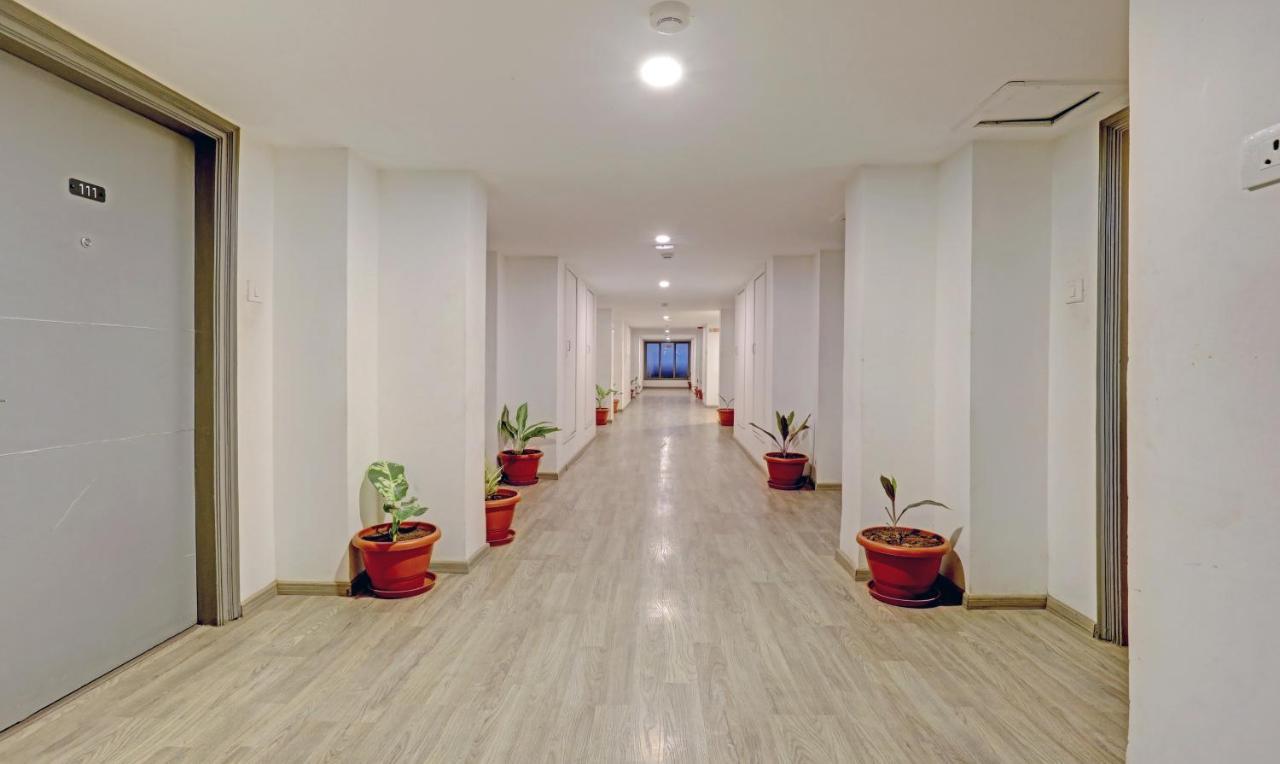 Itsy By Treebo - Vashistha Hotel Haidarábád Kültér fotó