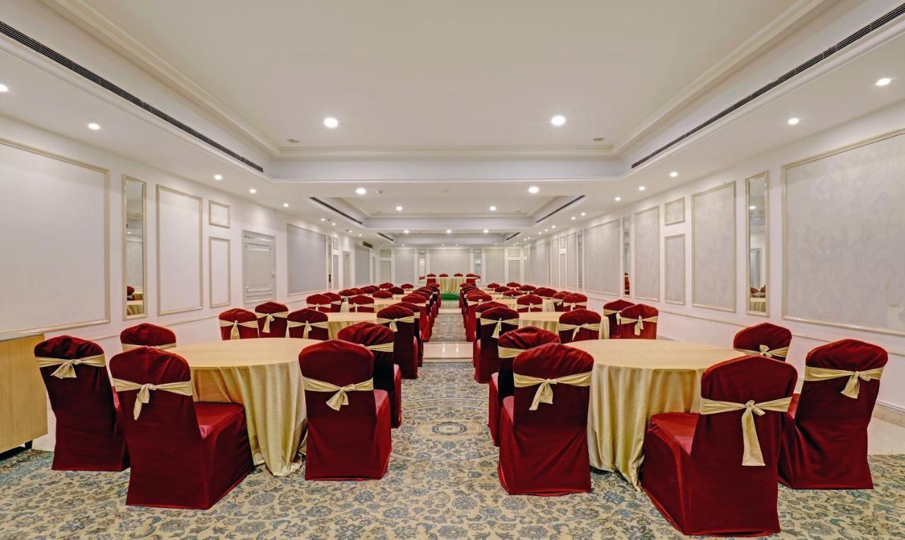Itsy By Treebo - Vashistha Hotel Haidarábád Kültér fotó